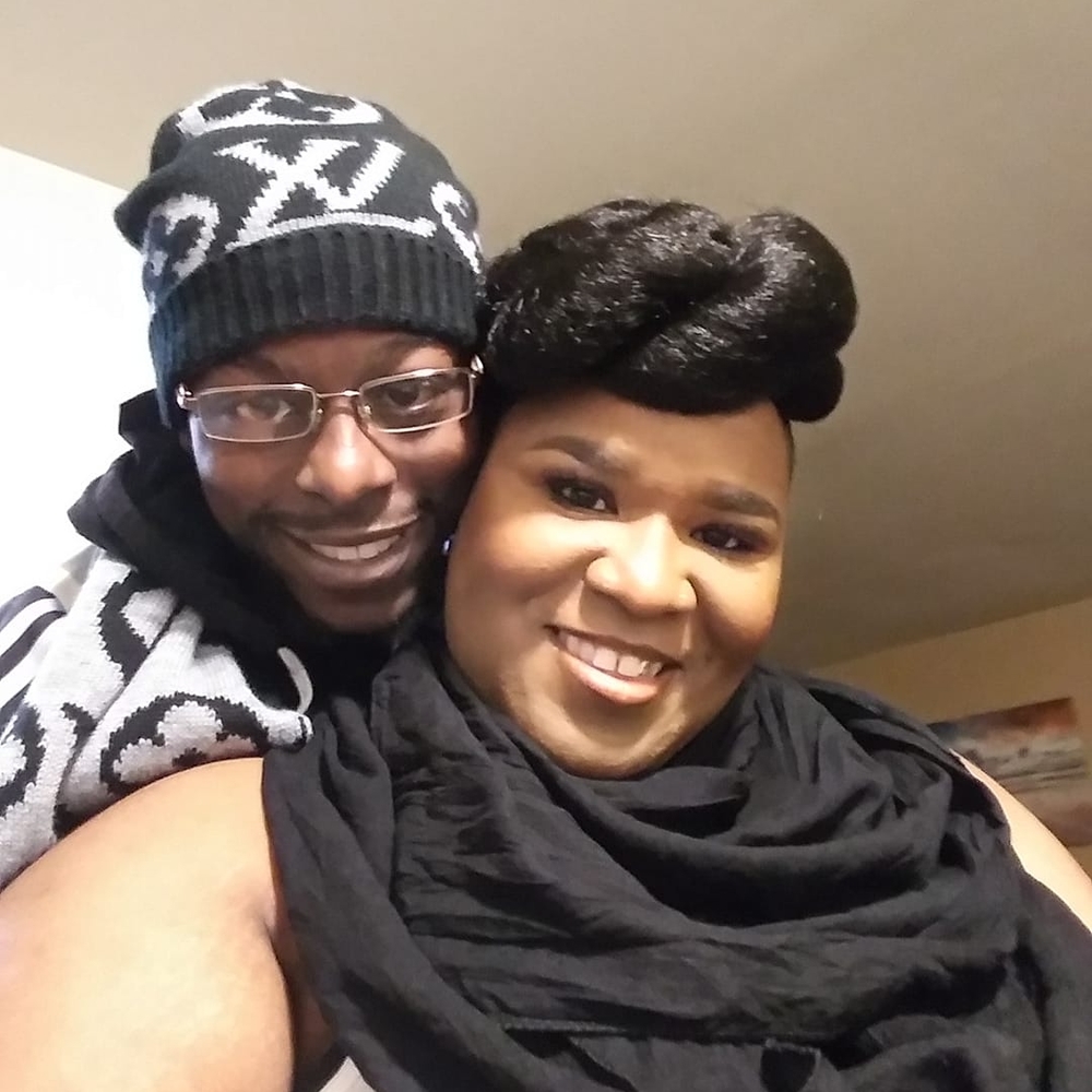 Meet your Posher, Pee